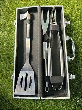 HIT Promotional Products 3pc Stainless BBQ Tool Set Spatula Fork Tongs Case